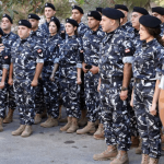 رئيس الجمهورية تفقد سرية حرس رئاسة الجمهورية واثنى على الجهوزية العالية وانضباط عناصرها