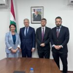 بالصور- رجّي بحث مع وفد بريطاني دعم الجنوب وحصر السلاح بيد الدولة