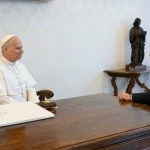 التصعيد يرسم مخاوف أولية على زيارة البابا كتل الأكثرية نحو الرد غداً على “تعنّت بري”