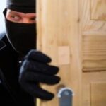 سرقة صندوق التبرعات من احد المساجد في الجنوب