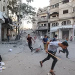 بالفيديوهات- وقف إدخال المساعدات إلى غزة… وموجة هجمات إسرائيلية جديدة على أهداف تابعة لحماس