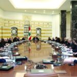 الحكومة اللبنانية تَجاوَزَتْ «قطوع الروشة» في جلسةٍ حاصرتْها «العواصف»