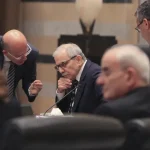 لبنان وخطر الدخول في أزمة حكم: هل ينسحب الثنائي من الحكومة؟