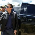 بالفيديو- لحظة نجاة رئيس الإكوادور من محاولة إغتيال