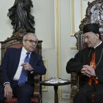 سلام من بكركي: الانتخابات في موعدها، ولا تراجع عن حصر السلاح بيد الدولة