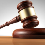 وزير لبناني أسبق تقدّم بدعوى ضدّ نفسه!