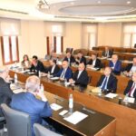 فرعية قانون الانتخاب أسيرة “اللعب على حافة الهاوية” : أبواب الاتصالات موصدة بعد أسبوع من التعليق