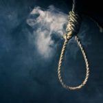 عُثر عليه مشنوقاً داخل منزله