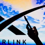 “الاتصالات” تلتف على قرار الحكومة.. ستارلينك حصرية مقنّعة؟