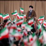 فتوى إيرانية: سلاح الحزب لنتنياهو