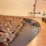 اجتماع استثنائي في اليرزة… ماذا أعلن قائد الجيش؟