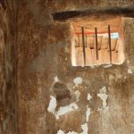 تقرير جديد عن “فظائع” سجون الأسد.. وحشية تطال النساء!