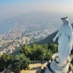 “مجرور البيئة” والقضاء النائم: هذا ما فعله أمام تمثال العذراء