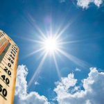 الطقس غائم جزئيا والحرارة إلى معدلاتها الموسمية