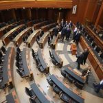 عريضة جديدة لحسم مواقف النواب من اقتراع المغتربين 128 نائباً