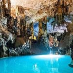 بعد الاحتفال بعرس داخل مغارة جعيتا.. توضيح من “السياحة”