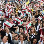 بابا السلام يُغادر… ولهيب الحرب يطرق الأبواب