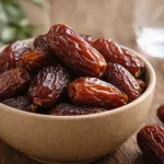 لتحسين الهضم والتحكم في الشهية.. ما أفضل وقت لتناول التمر؟