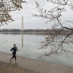 ١٠ طرق بسيطة وغير مألوفة لحرق المزيد من السعرات يوميا