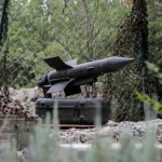 “الحزب” يتنازل… ويقبض دفعتين على الحساب