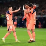 فليك يراهن ويُصيب… خماسية كتالونية ورسالة قوية للمنافسين