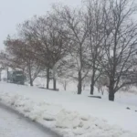 طرق جبلية مقطوعة بسبب تراكم الثلوج