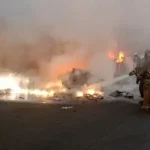 بالفيديو- إحتراق سيّارة على طريق السعديات – الرميلة