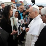 التصعيد الإسرائيلي يطلّ من بوابتي المرفأ والجنوب… الختام البابوي: لسلام بين الأعداء