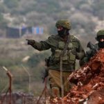 نسف منزلين في كفركلا والقاء قنابل على حولا