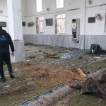 عاجل- بالصور- 3 قتلى و7 إصابات في تفجير جامع حمص