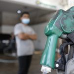 أسعار المحروقات تتراجع