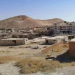 بالفيديو – استُدرِج من لبنان.. اعتقال مقرب من ماهر الأسد في القلمون