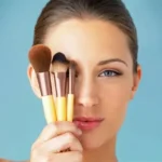 قرار لمحافظة اللاذقية بمنع تبرّج الموظفات يثير جدلاً بسوريا