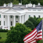 البيت الأبيض: واشنطن تراقب بقلق بالغ التطورات في سوريا