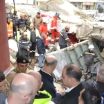 افتضاح متكرّر للدولة أمام كارثة الانهيار في طرابلس… سلام من باريس: لا جنوب ولا شمال مع حصرية السلاح