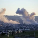 إسرائيل «تتسلّل» عبر اللحظة الرمادية إقليمياً وترمي لبنان «بالنار»