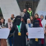 بالفيديو- إعتصام لأهالي السوريين المعتقلين في السجون اللبنانية في ساحة الشـهـداء