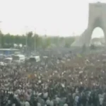 بالفيديو- إنطلاق التظاهرات في مدينة مشهد الإيرانيّة