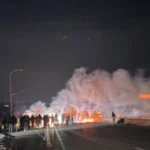 بالصورة- قطع طريق أوتوستراد الجنوب لجهة عدلون