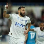 بنزيما يكتب بداية نارية مع الهلال… هاتريك ورسالة قوية في أول ظهور