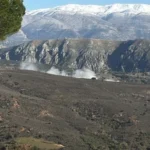 الجيش الإسرائيلي يشنّ غارات على مواقع لحزب الله