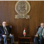 حبيب يُطلع وزير الدفاع على حركة القروض الإسكانية