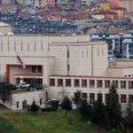 ضمن الإجراءات «التحضيرية» لعمل عسكري: أميركا تجلي موظفين من سفارتها في بيروت وسط التوتر مع إيران