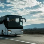 اعتصام لأصحاب باصات المدارس في طرابلس مطالبين بحلول لأزمتهم