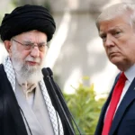 آية الله يجلس مع الشيطان الأكبر