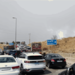 بالصورة- جرحى في إنقلاب شاحنة عند مفرق فالوغا