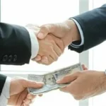 لبنان محاصر بالرشوة… والمواطن ضحيّة “الإكراميّة”