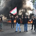 قطع الطريق في طرابلس احتجاجا على رفع أسعار البنزين