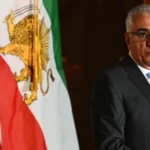 ابن الشاه يؤيد استهداف “أجهزة القمع” ويدعو لحماية المدنيين