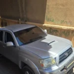 العنوان: مداهمات للجيش على طريق بعلبك – رياق  إعادة صياغة الخبر: أفاد مراسل الجديد بأن قوة من الجيش اللبناني، بمؤازرة دورية من مخابرات الجيش في مكتب بعلبك، نفذت مداهمات استهدفت مطلوبين على طريق بعلبك – رياق.  وشملت العملية تفتيش عدد من المباني والشقق في إطار الإجراءات الأمنية وملاحقة المطلوبين.